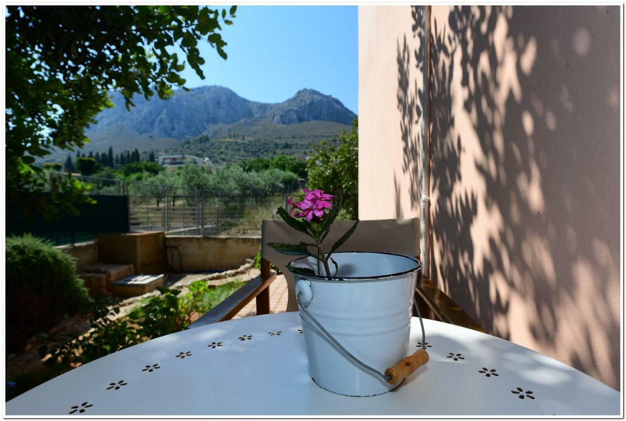 Cozy Home With Great View In Ancient Corinth Exterior photo
